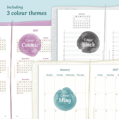 Three colour variants of the calendar designs with colour themes ‚Cosmic/Raspberry', 'Black', and ‚Ming/Blue' displayed to show how the different modules of the Bundle XL look like in Standard size for Traveler's Notebook.